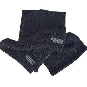 Calvin Klein Men's 2 Piece Set Hat & Scarf Black